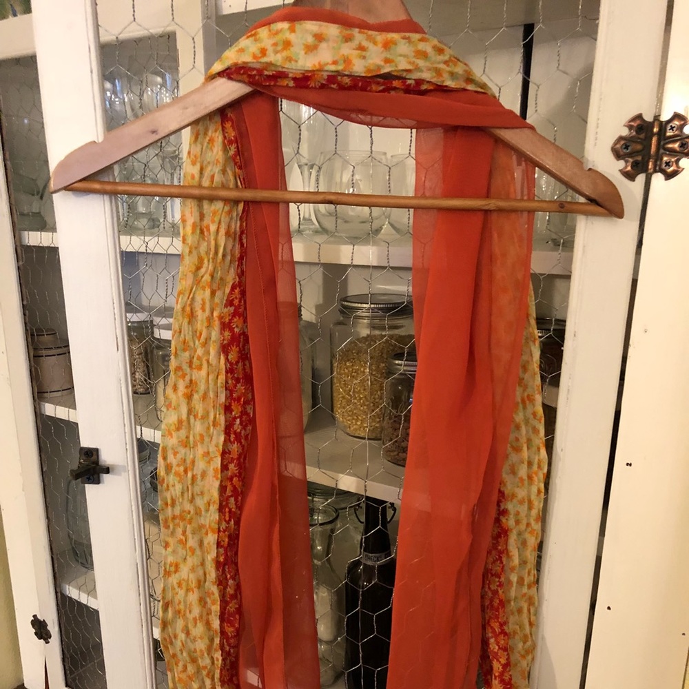 Set of 2 scarves